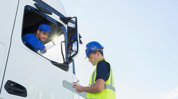 Soluciones para la falta de conductores profesionales