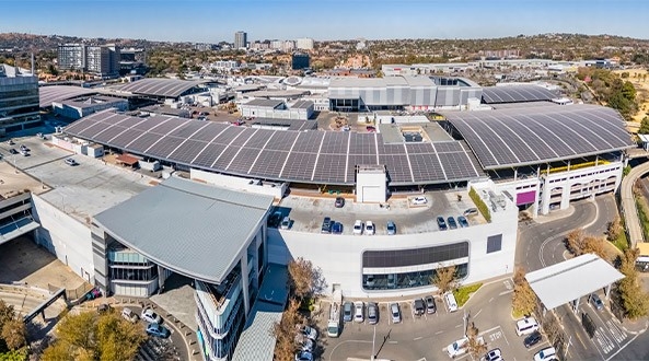 Autoconsumo solar en centros comerciales y supermercados