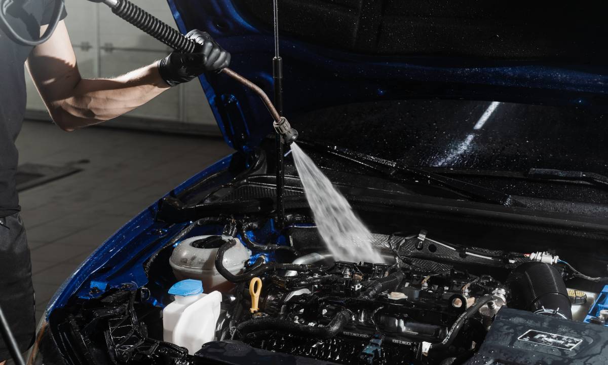 Cómo lavar el motor de mi coche con total seguridad