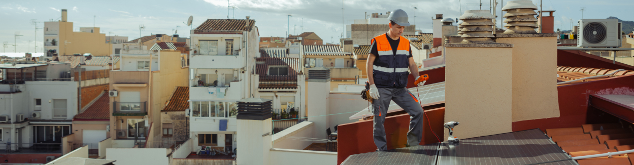 Mantenimiento de las placas solares: aumenta su vida útil y mejora su rendimiento al mismo tiempo  