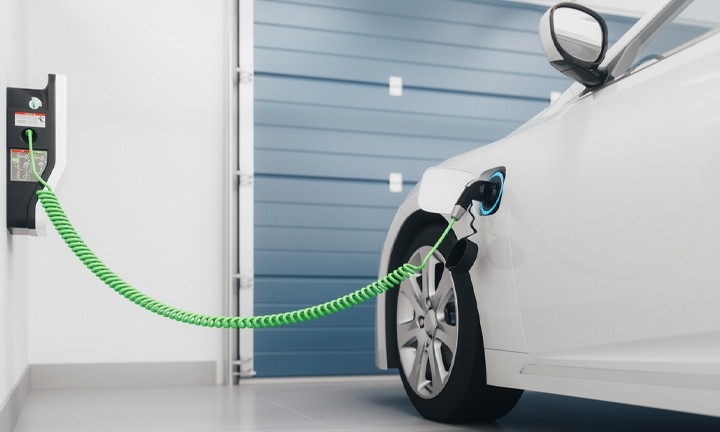 Cómo instalar un cargador de coche eléctrico en casa