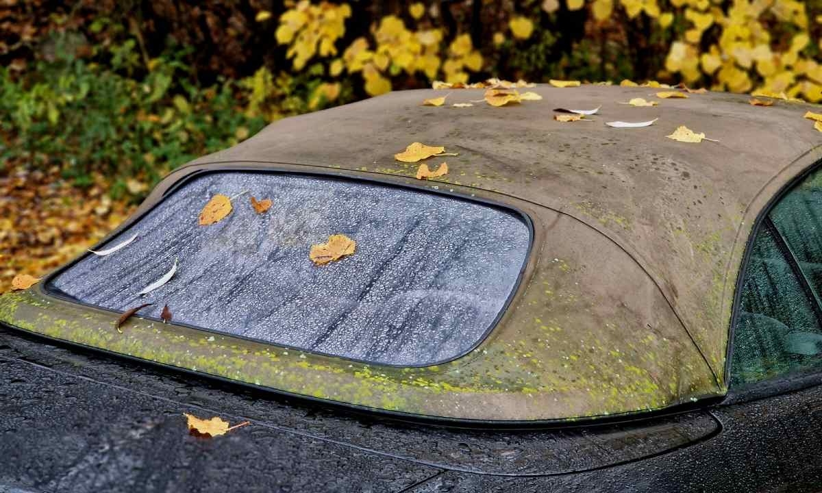 Cómo lavar la capota de tu coche descapotable de lona o vinilo