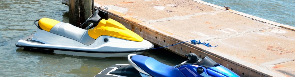 Cómo repostar motos de agua