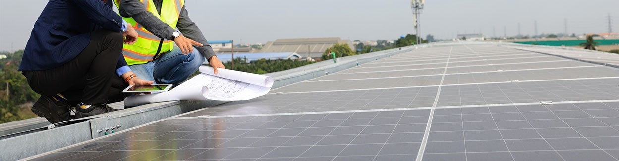 Instalar placas solares sin permisos