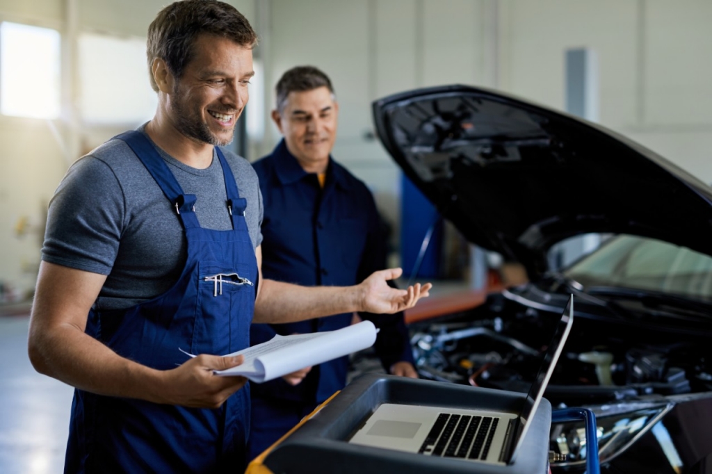 Revisiones del coche: ¿cuántas hay y cada cuánto tiempo? 