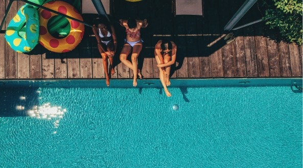 Consumo energético de las depuradoras de piscina: claves para calcular su gasto real  