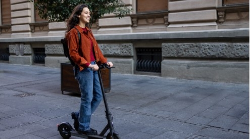 ¿Por dónde pueden circular los patinetes eléctricos?