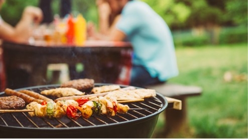 ¿Se puede hacer una barbacoa al aire libre?