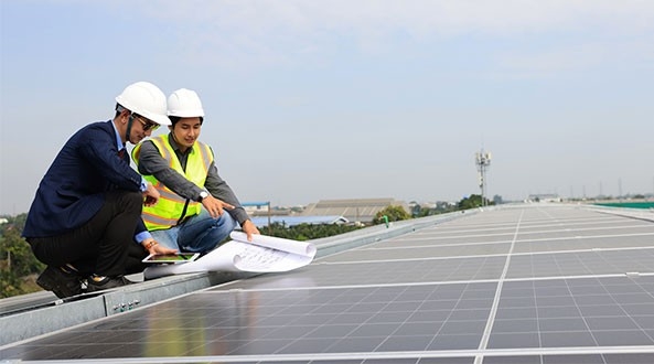 ¿Se pueden instalar placas solares sin permisos?