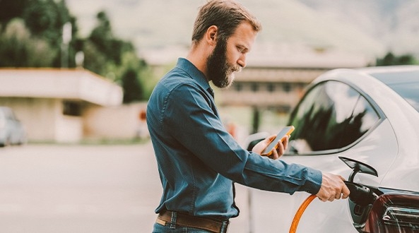 Mitos y realidades sobre recargar tu coche eléctrico