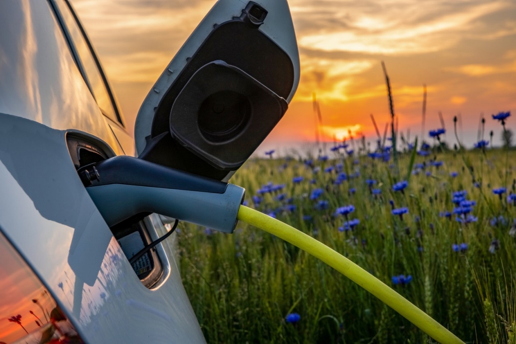 ¿Merece la pena comprar un coche eléctrico en España?