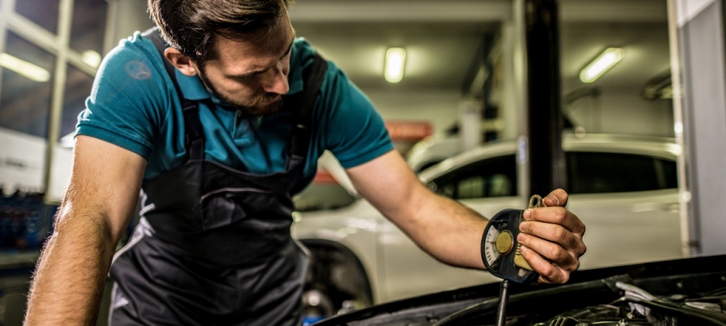 Qué tipos de anticongelante existen y cuál lleva mi coche