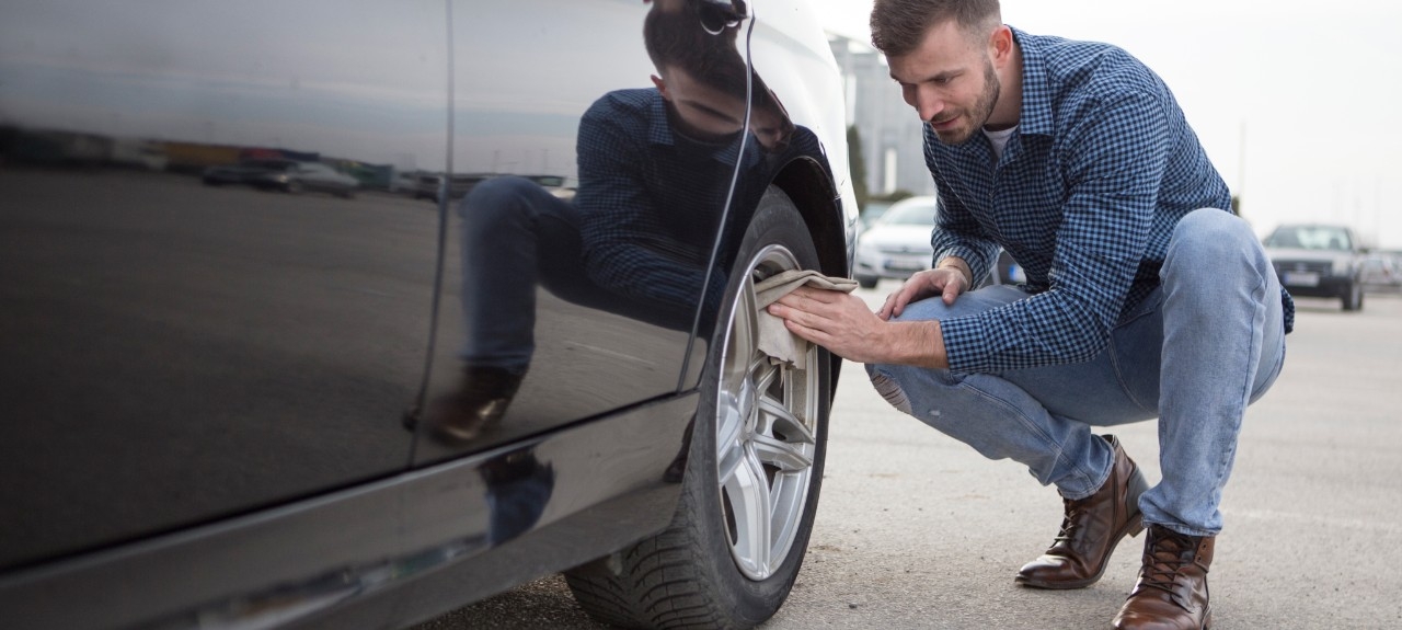 Cómo limpiar el coche paso a paso [Guía completa]