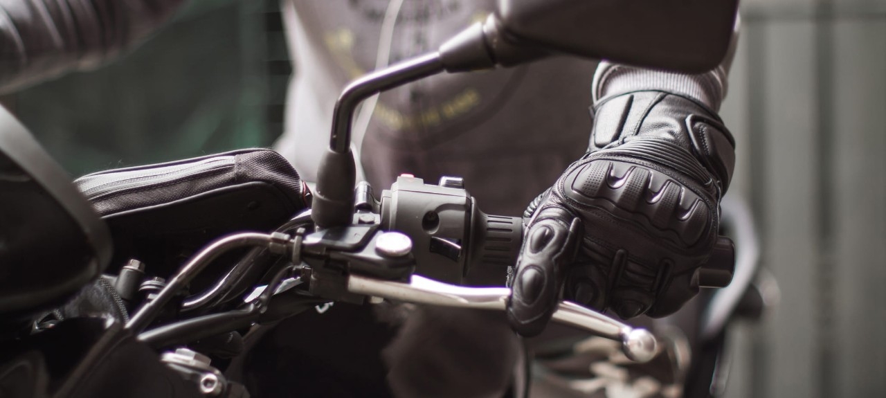 tipos de guantes para motos