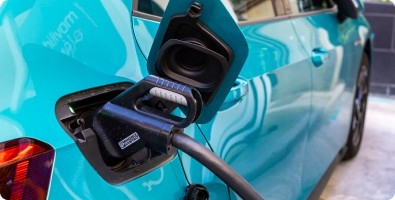 Cámbiate a coche eléctrico y obtén todos los beneficios 