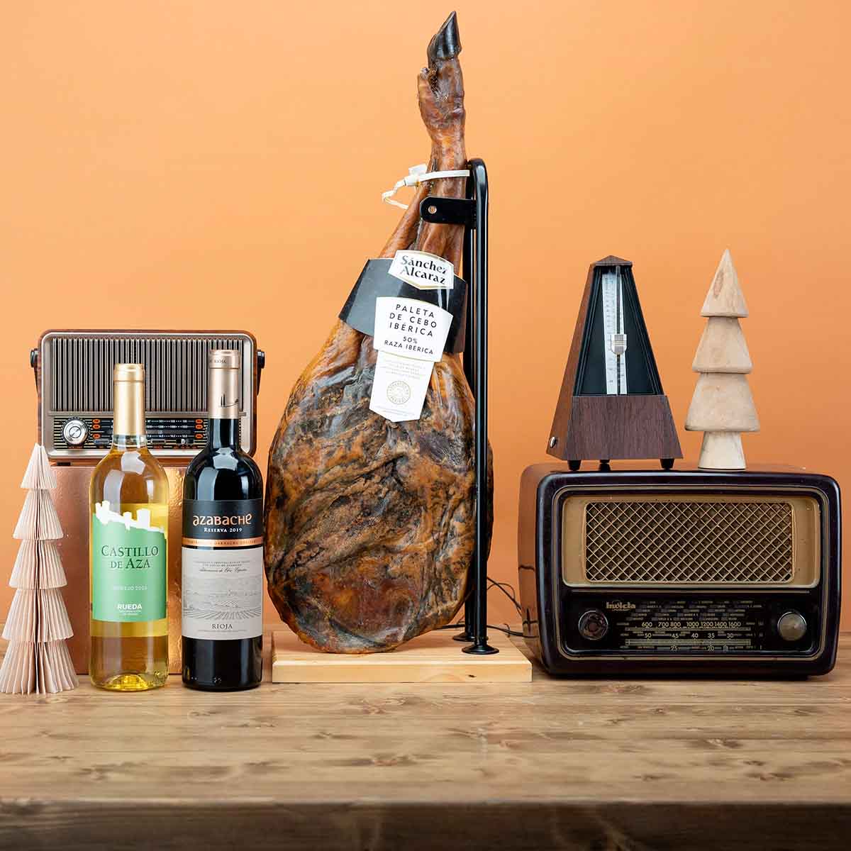 Lote navideño con paleta y vinos rioja y verdejo