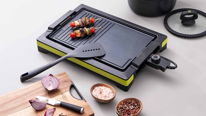 Plancha eléctrica Bergner XTRA BG-51025-BK-9